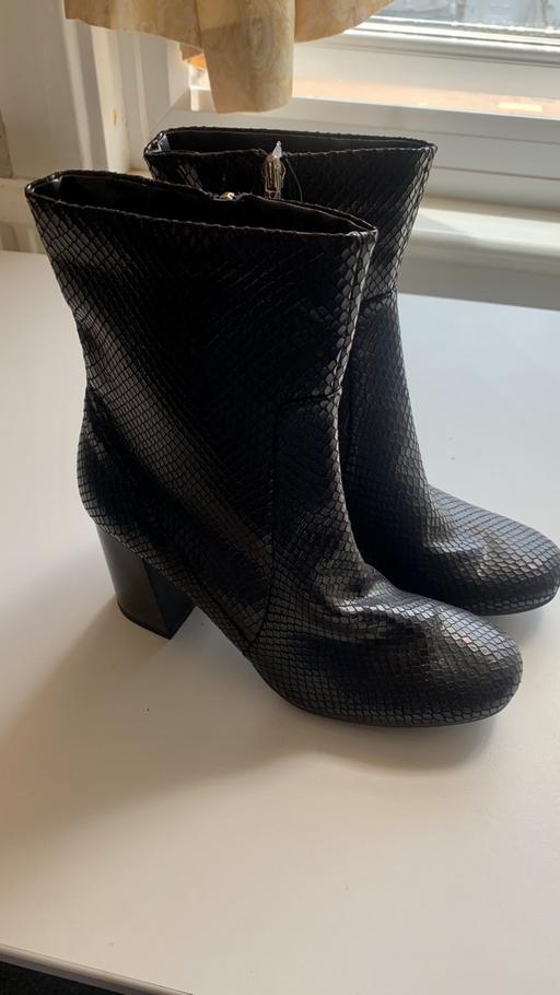 Buy & Sell South East London Catford - South East London - Photos for Ankle boots, Shoes, heels