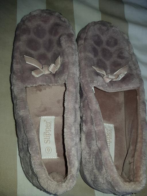 Buy & Sell Essex Tendring - Photos for Ladies Slippers For Sale