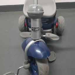 kids trike in very good condition only use a few times.
