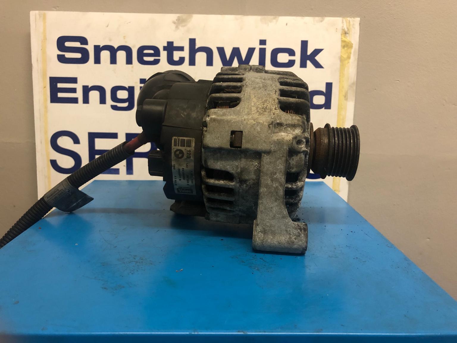 BMW 320i ALTERNATOR 7501593 in B67 Sandwell for £40.00 for sale | Shpock