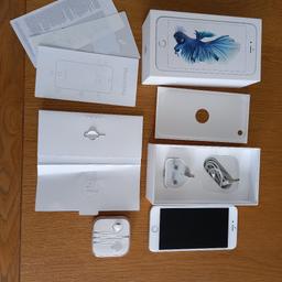 Excellent condition.
Always had a back cover on and a glass screen Protector.
No Cracks or Scratches. 
Apple Charger, Apple Headphones (Brand new), Pin and phone info included.
Unlocked to all networks.
This is like new and would make a great present. 
Comes from smoke free home.
Serious offers considered.