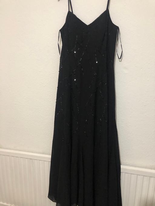 Buy & Sell Barking and Dagenham Dagenham - RM9 - Photos for Black gown