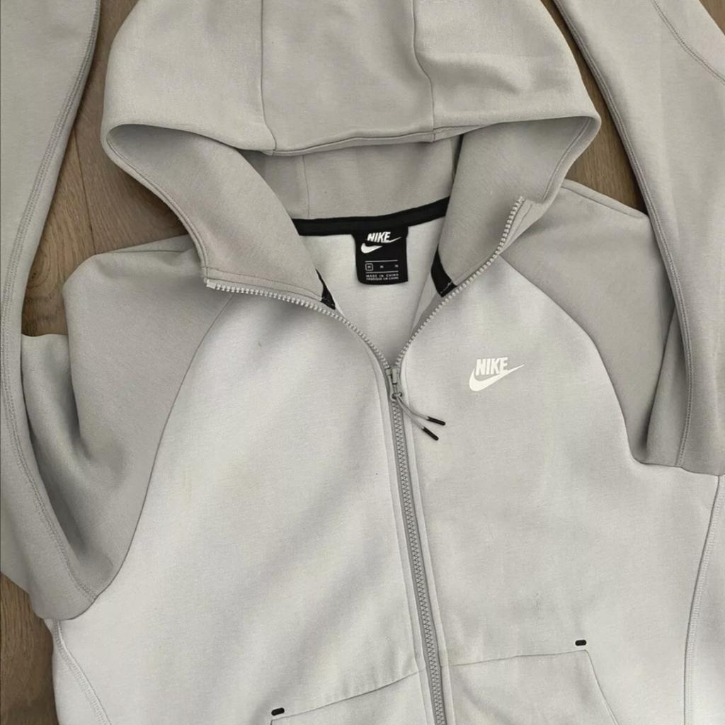 RARE Nike tech fleece hoodie Platinum/Grey in CR7 London for £110.00 ...