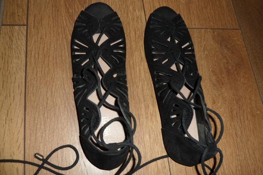 Buy & Sell Greater Manchester Oldham - Photos for LADIES SHOES SIZE 3