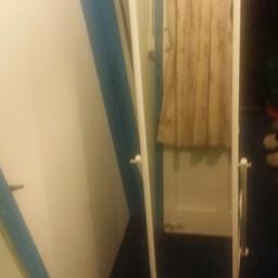 hi I have a full length dress mirror in good clean condition like new wants £5.00 pick up only