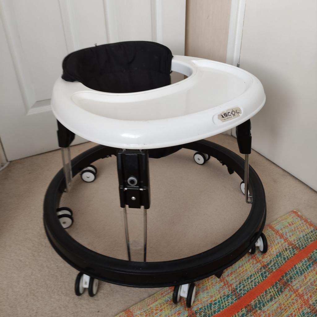 Fascol Baby Walker black & white in SE9 London Borough of Lewisham für