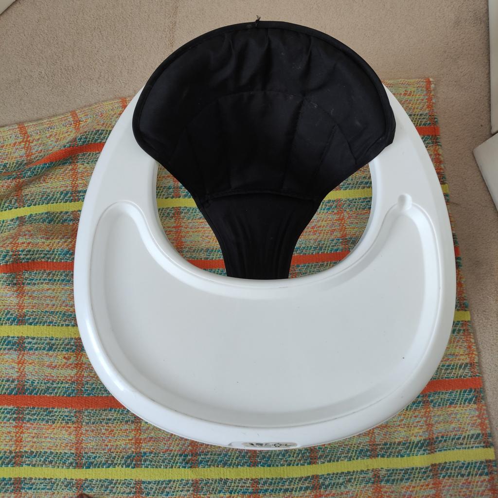 Fascol Baby Walker black & white in SE9 London Borough of Lewisham für