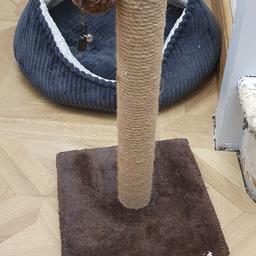 selling cat tower, cat bed, scratch post and cat toy tunnel, collection only from Barking, suitable for kittens or cat, my cat doesn't use these, bought her a new cat tower.
no offers


SOLD

