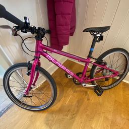 Isla Bike A16 Beinn 20 Small Pink.
Brought in dec, 2018 @390 pounds, hardly been used by my daughter. A minor scratch (pic attached) when removing from shed. Now it small for her, therefore, selling @ 150 pounds final price Thanks
