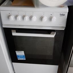big hill 500ml slimline standard basic upright freestanding cooker complete with grill function includes tray and pizza stand for ceramic top Rings simple to operate lower power usage cash on collection for a near Wakefield West Yorkshire local delivery may be available