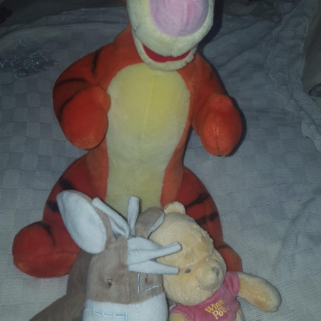 WinniethePooh teddies in WV10 Wolverhampton für £ 5,00 zum Verkauf
