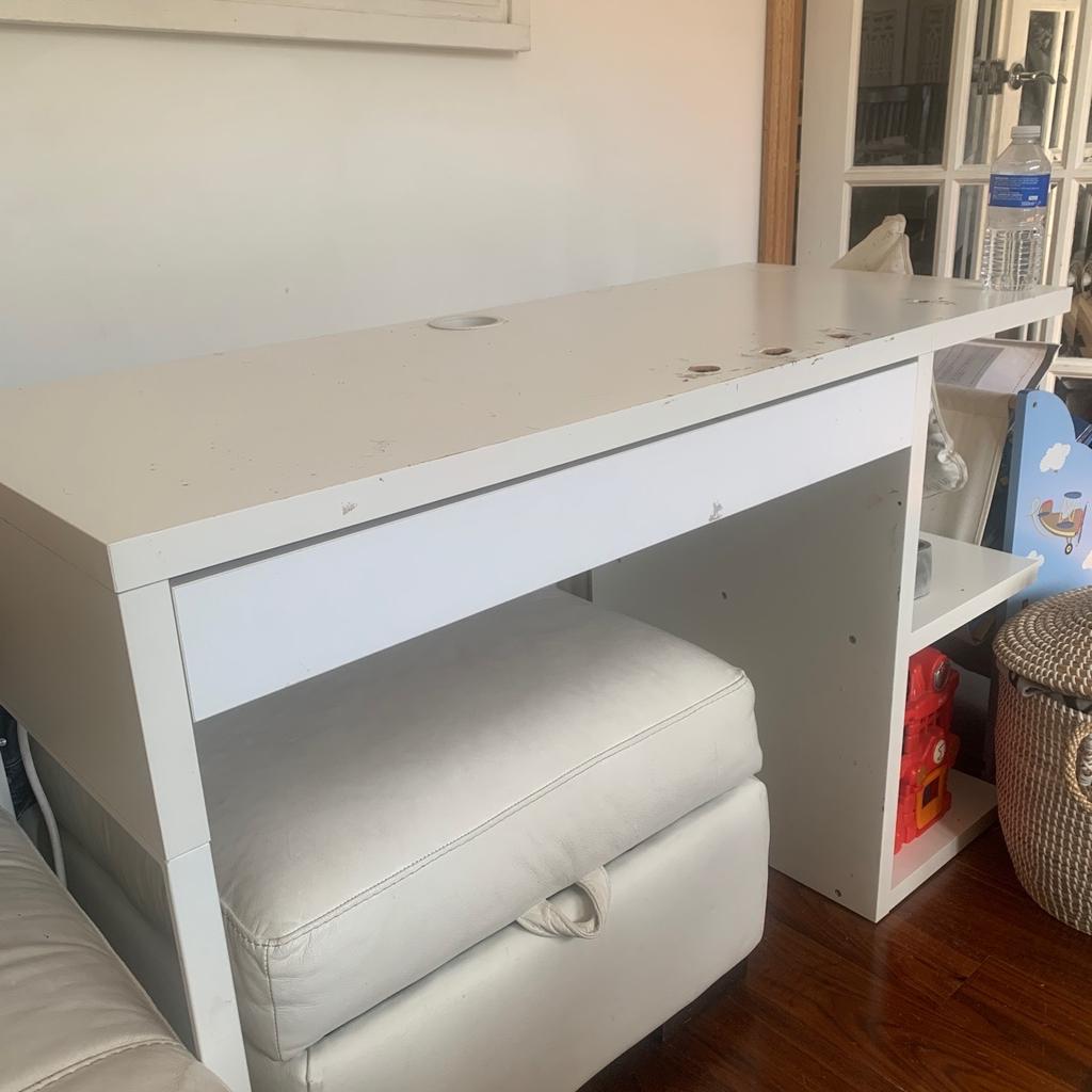 Ikea micke white desk in E6 London für £ 5,00 zum Verkauf Shpock AT