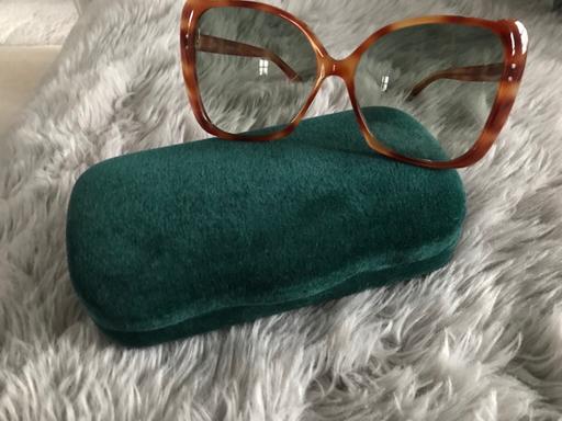 Buy & Sell North London Canonbury - North London - Photos for Gucci Ladies Oversize Sunglasses