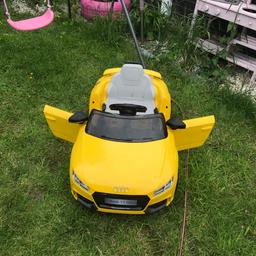 I have two of these cars one comes with a remote control the other one doesn’t
They are hardly used and have just been parked up in kids shed and need to go these where over £100 each
I can’t find the charger these are about £5 on Amazon
They also need a clean as been in shed
I have two available 