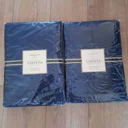 Brand new single and double TAFFETA bedding set, absolutely gorgeous. Make your bedroom look 'wow' in these beautiful bedding set. Pick up only please thanks