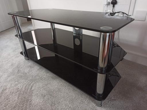 Buy & Sell North London Whetstone - North London - Photos for TV stand