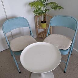 - 2 blue IKEA foldable chairs (weathered)
- 1 IKEA Sandskär white plastic table with detachable top (can be disassembled for transport)
- 2 white chair cushions
- set bought at IKEA
- condition: used
- collection only near Deptford Bridge Station or Cutty Sark DLR station