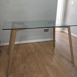 Selling this lovely table .
Very sturdy.

Selling for a friend.