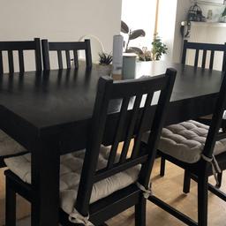 Essgruppe von IKEA
Ausziehbarer Esstisch von 140-160-180 (2 erweiterbare Platten)
+ 6 Stühle
Gebrauchsspuren vorhanden
Neupreis über 600€