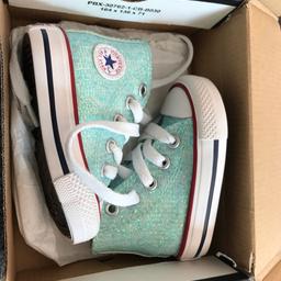 Uk 2 baby converse unisex different colour genuine and for sale collection only £10
