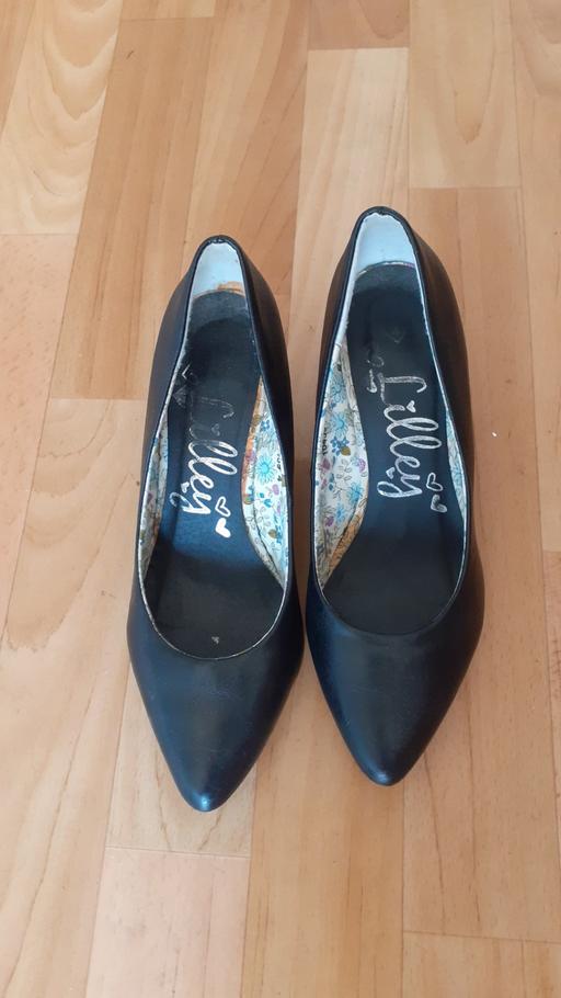 Buy & Sell North London Seven Sisters - North London - Photos for shoes