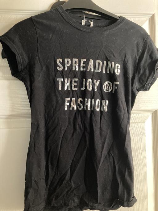 Buy & Sell West Midlands Sandwell - Photos for River island tee shirt size 8