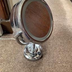 Double Mirror with light , needs plugging in for light to work
