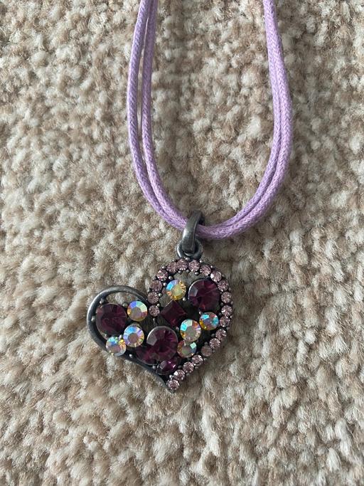 Buy & Sell Hertfordshire Dacorum - Photos for New Purple Heart necklace