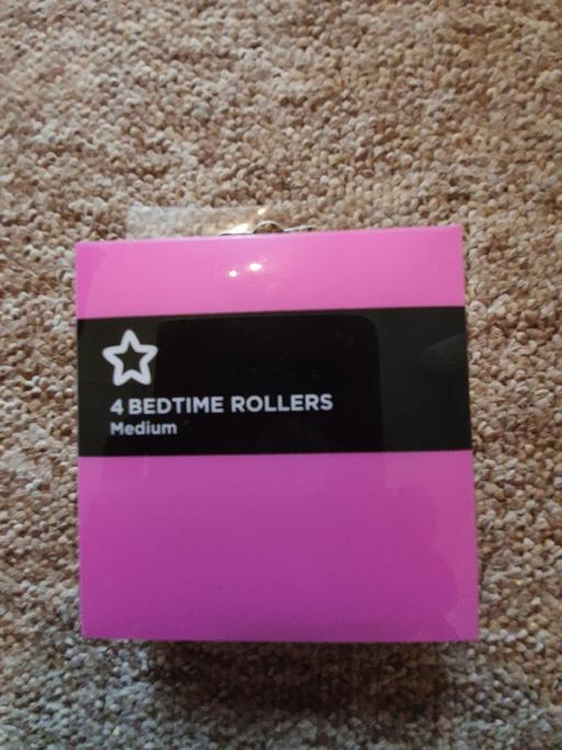 Buy & Sell South West London Balham - South West London - Photos for 4 Medium Hair Rollers: New, Not Used