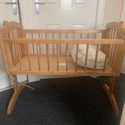 Very good condition Mothercare Cradle/Cot. Only been used a couple of times.
Comes with all the bedding, but not the mattress.