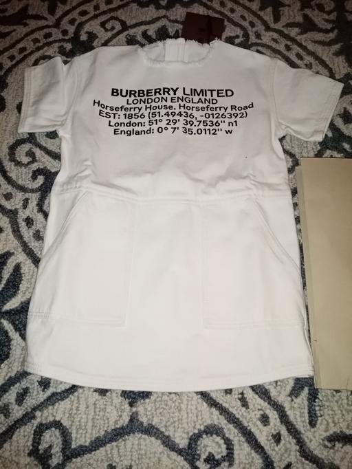 Buy & Sell West London Ealing - W5 - Photos for BURBERRY WHITE DRESS BEAUTIFUL