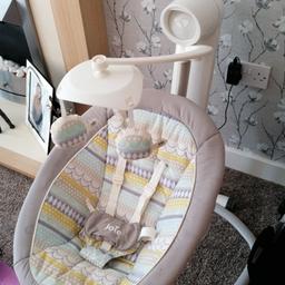 Lovely baby accessorie to have. Soothes baby to sleep, plays lullabies and nature sounds, mobile has a light, different speed settings on the swing. Swing can be turned in different directions, seat can be used in different positions. Over £100 to buy new. Open to offers as it is no longer used and need gone ASAP.
Good used condition, covers can be removed and washed easily.