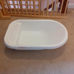 clean and in good condition
has plug to let water out
collection only from L15, Wavertree, Liverpool