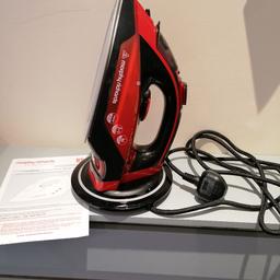 Lightweight, Morphy richards steam iron, used no more than handful of times