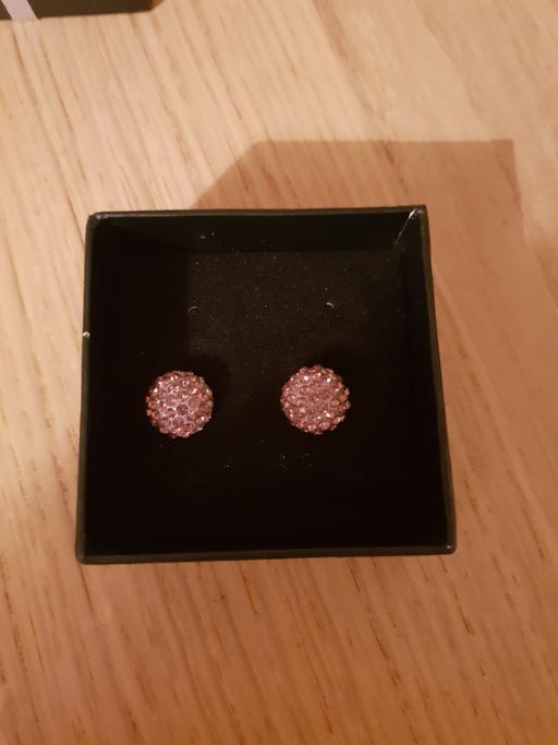 Buy & Sell Falkirk Stenhousemuir - Falkirk - Photos for Purple Stud Earrings - New