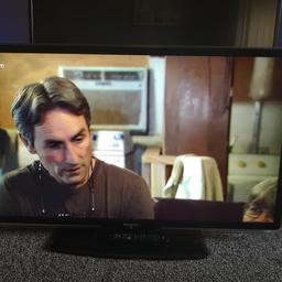 I am selling a Philips 47" ambilight tv full working order, has 4 HDMI ports along with all other ports, built in free view it's full hd with precise pixel, has the original remote load of info on following website https://www.google.com/amp/s/www.philips.co.uk/c-p/47PFL8404H_12.amp/lcd-tv-with-ambilight-spectra-and-pixel-precise-hd