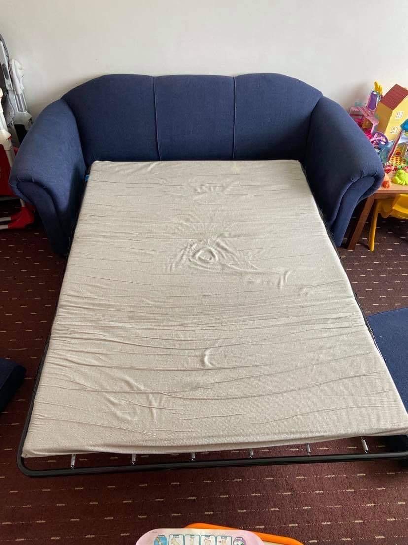 MUST GO 3 seater sofa bed in London Borough of Havering for £75.00 for