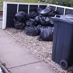 hi ive about 17 black bags of garden and kiddies toys waste and carboards ...leave me a quote plz thanks