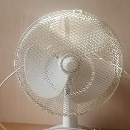 As seen a used fan. Works as seen.

Collect within 2 days or local delivery possibly available at small fee.

No time wasters please. Please message me to arrange a day and time before confirming deal so it's clear and agreed.

Thank you.