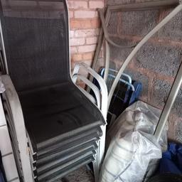 Garden table and 6 chairs comes with 2 Metal Sun loungers in Bilston
Need gone ASAP
Collection only