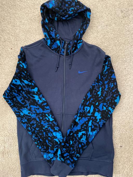 Buy & Sell South East London Forestdale - Croydon - Photos for Nike Tracksuit