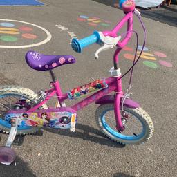 Lovely Disney princess bike 14” 
Used but in good condition, signs of use on stabilisers