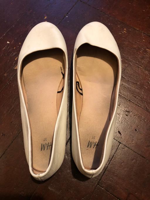 Buy & Sell North West London Gospel Oak - North West London - Photos for White pumps