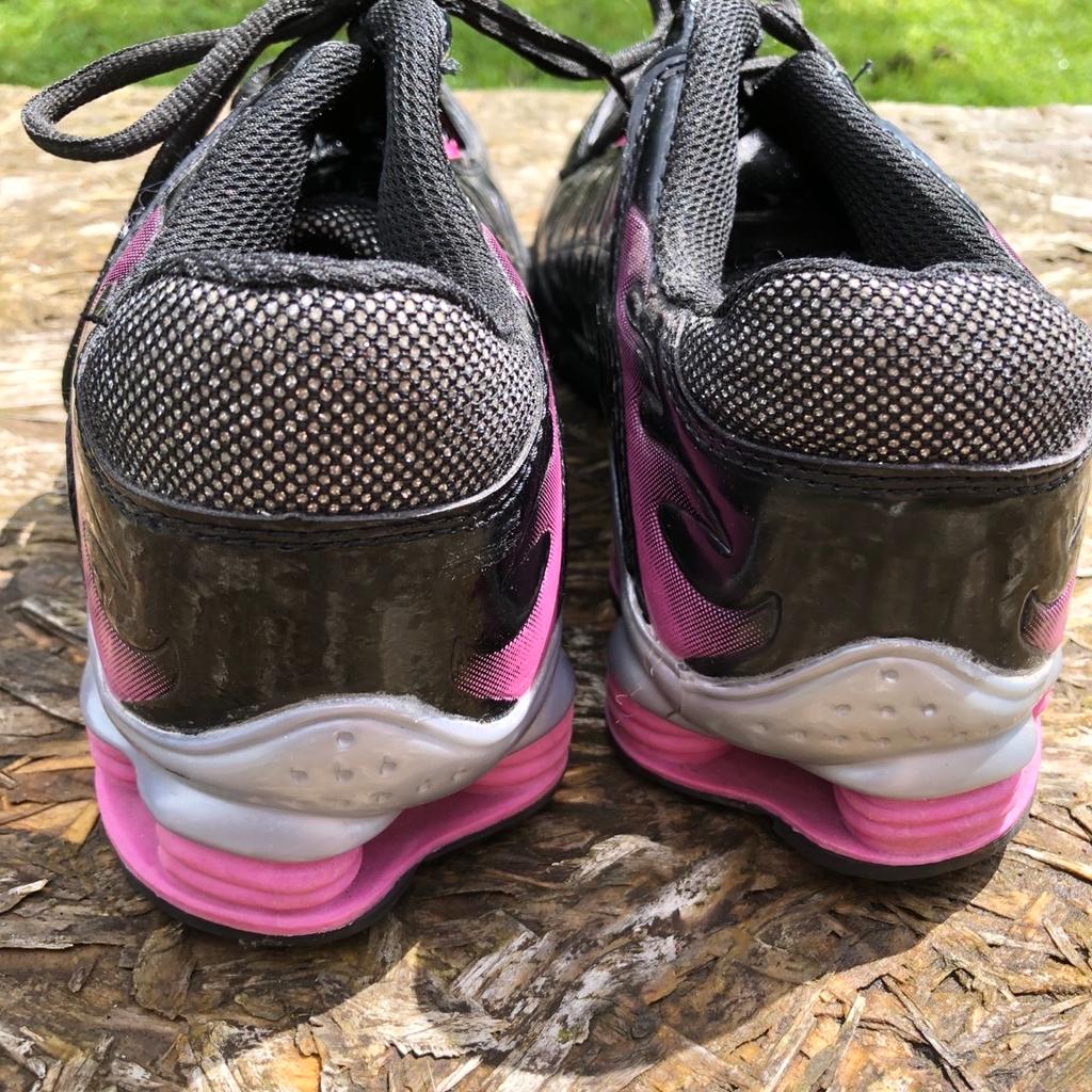 Gorgeous new ladies trainers. Black high shine trainers with great style features and suspension heels. Pink and white details and glitter highlights. New never worn I have others very similar . Great trainers