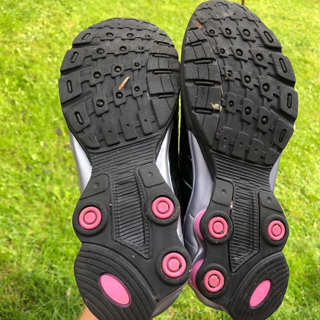 Gorgeous new ladies trainers. Black high shine trainers with great style features and suspension heels. Pink and white details and glitter highlights. New never worn I have others very similar . Great trainers