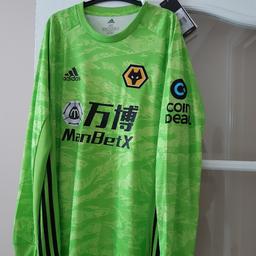 Wolves Goalkeeper Top
Brand new, unworn with labels. Size Mens X Small