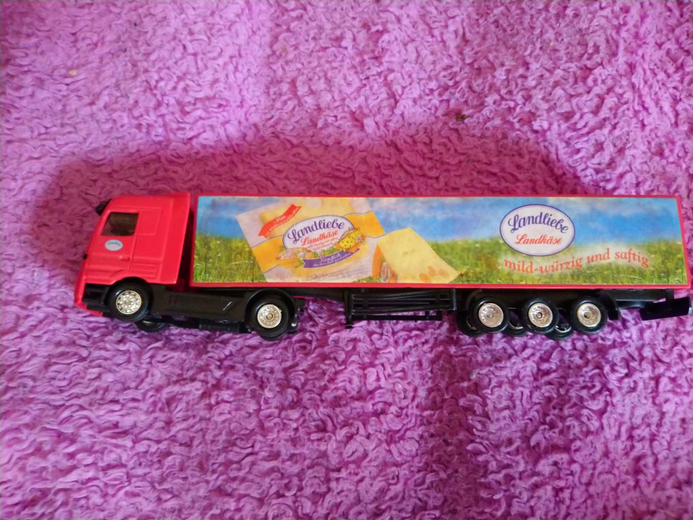 1:72 M35 LKW Modellbausatz | Metall Bausatz Für Erwachsene & Teens | Mit Beweglichen Rädern