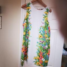 Flowers trim dress lined zip at back