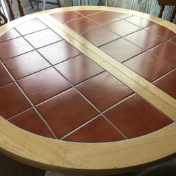 PINE and TILE TOPPED TABLE ROUND COLLECTION only GOOD CONDITION