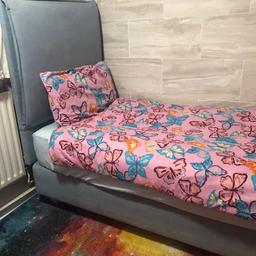 single bed still in perfect condition  fram cost me £500 any questions let me know